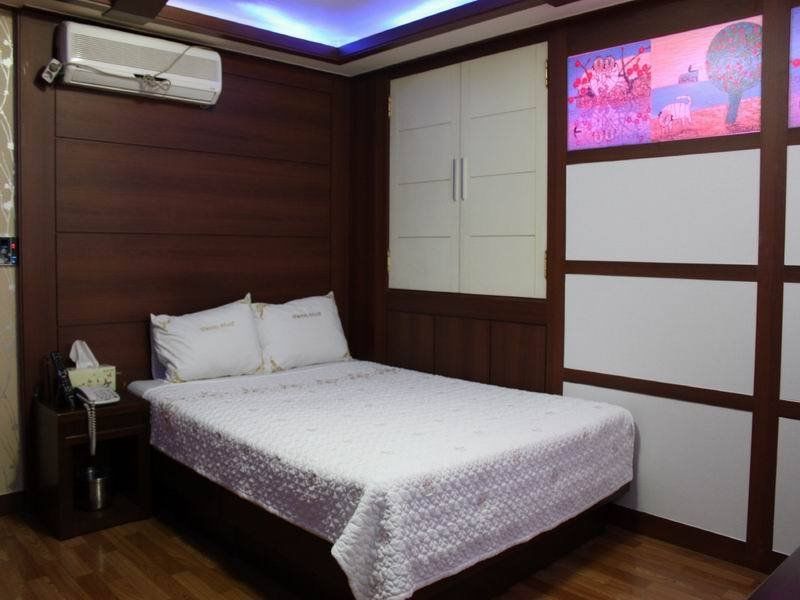 Picasso Motel Jongno Сеул Екстер'єр фото